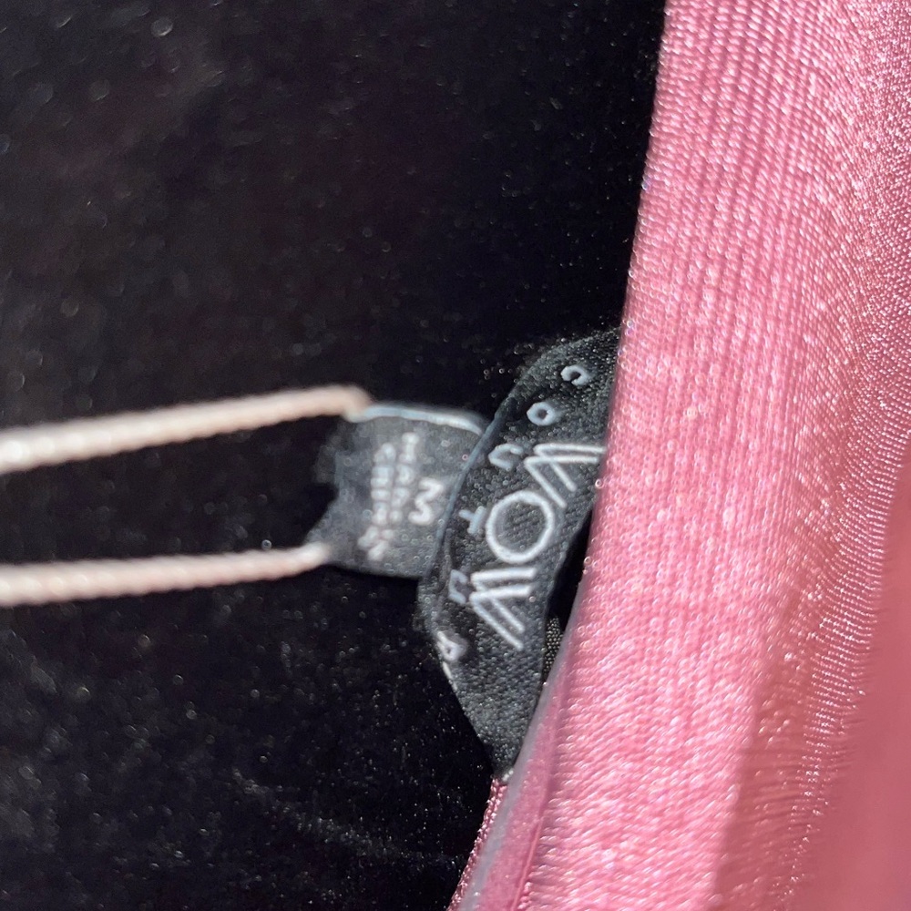 NWT-WOW Couture long sleeve top - Picture 10 of 11